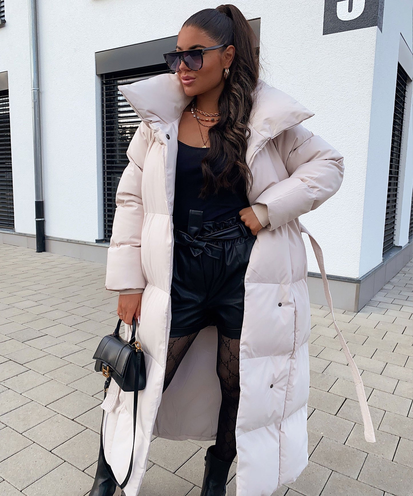 Parka Oversize Acolchada en Beige