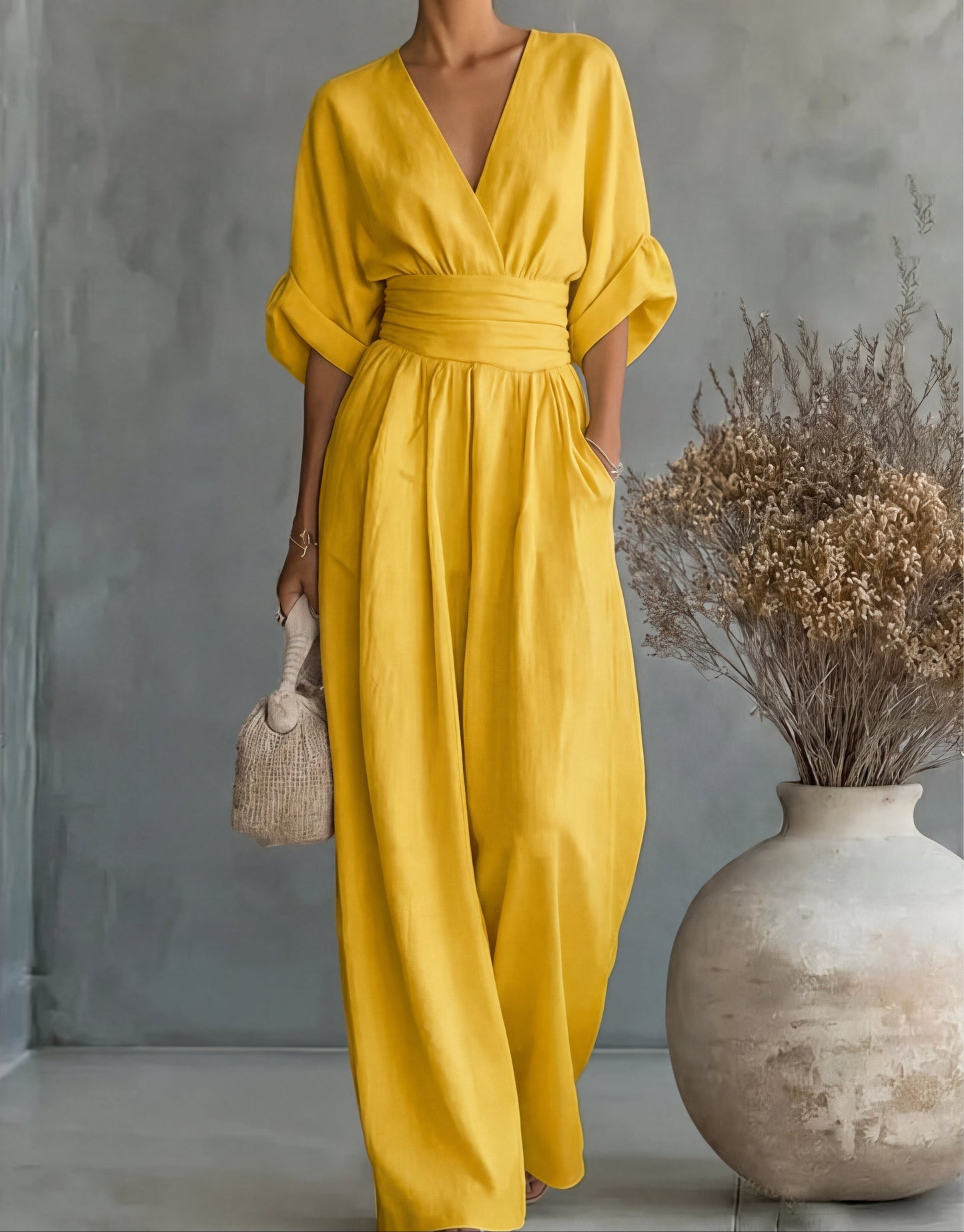 Marlowe | Mono Elegante de Escote en V y Pierna Ancha